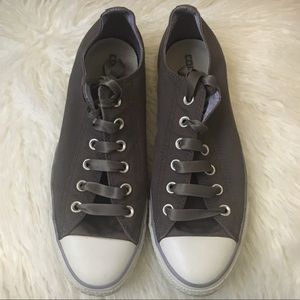 • GREY AND SATIN ALL STAR LOW TOP CONVERSE •
